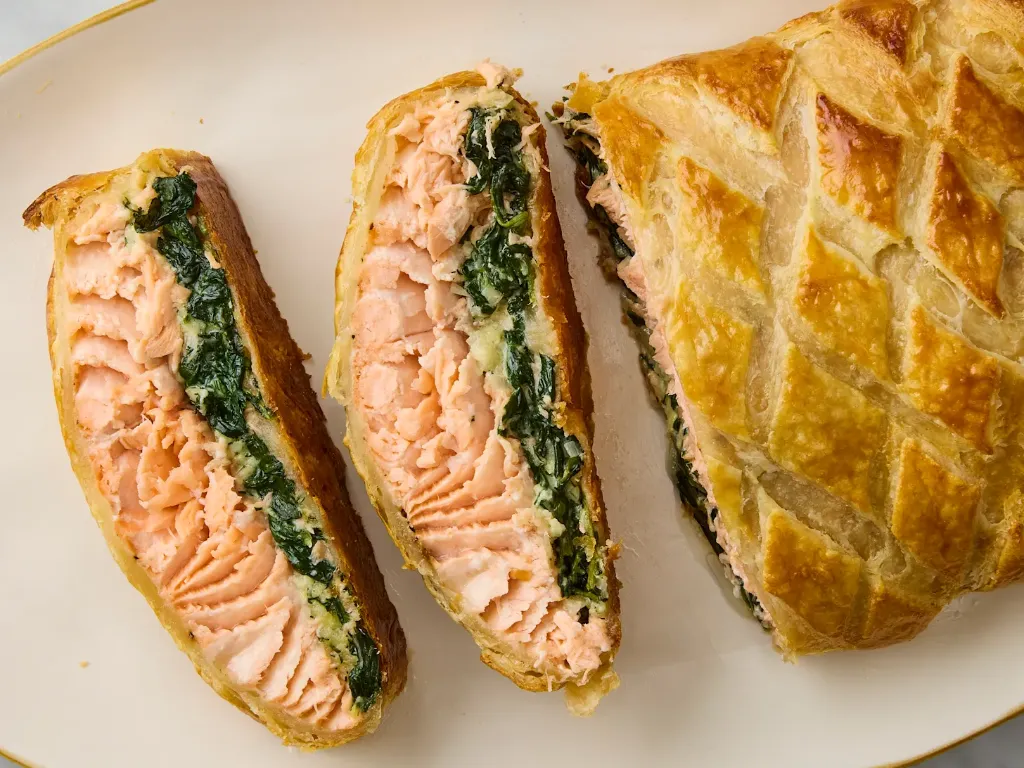 [SQ2120140] Malley's Salmon Wellington 12 oz 