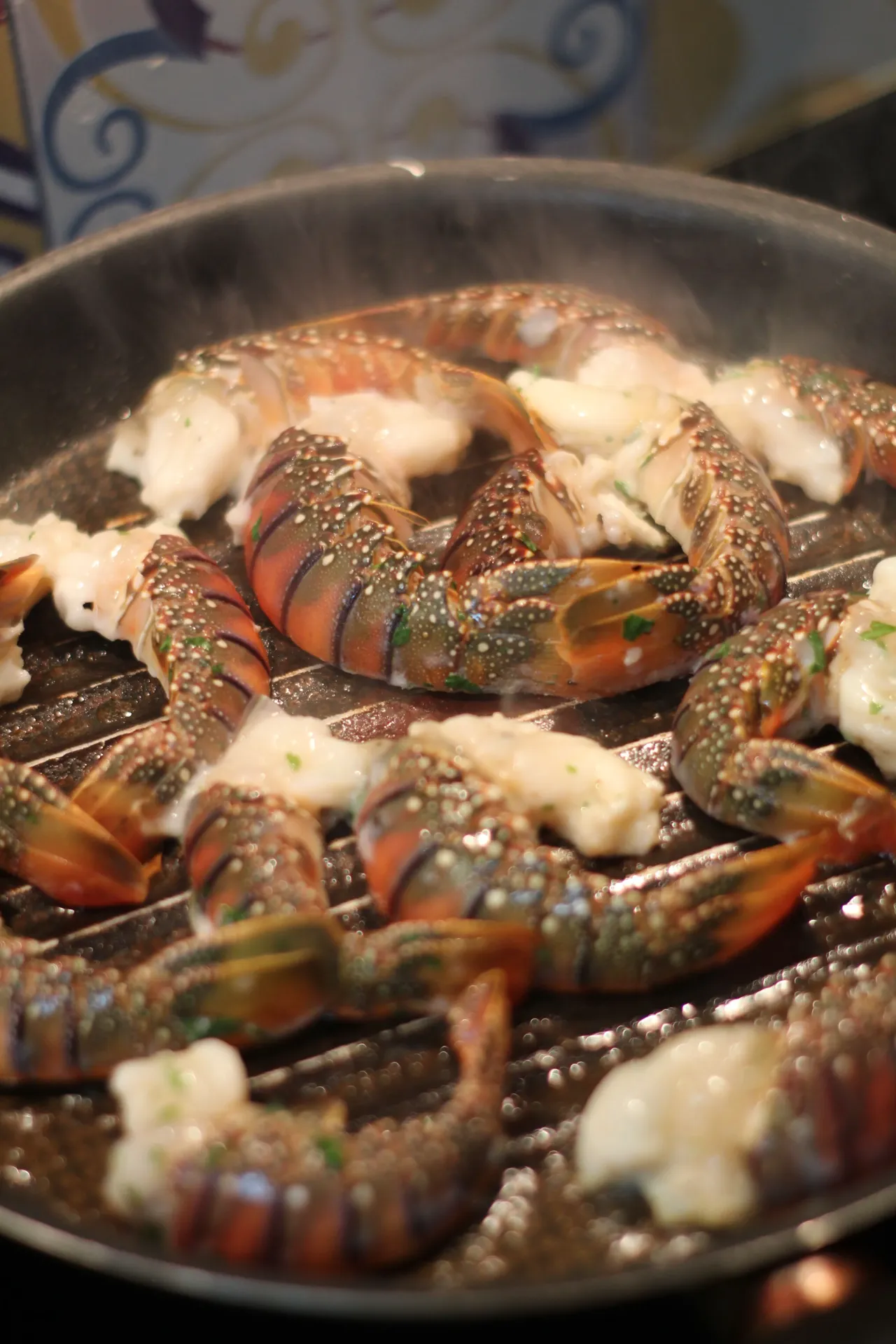 Colossal Caribbean Lobster Tail (10 oz) 